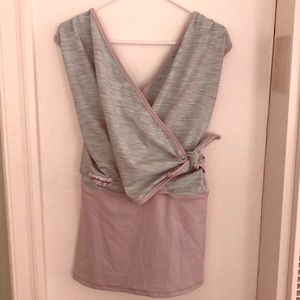 Nesting Days Newborn yoga carrier S